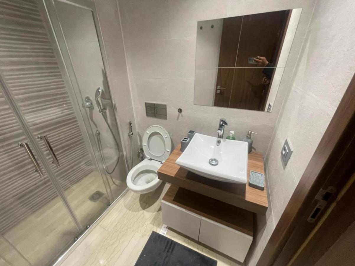 Studio Luxoria Oasis